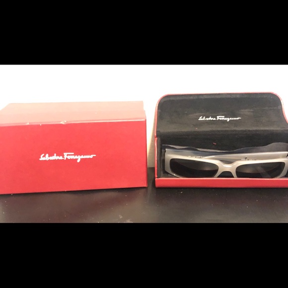 Salvatore Ferragamo Maharani Crystal Embellished - Picture 1 of 6